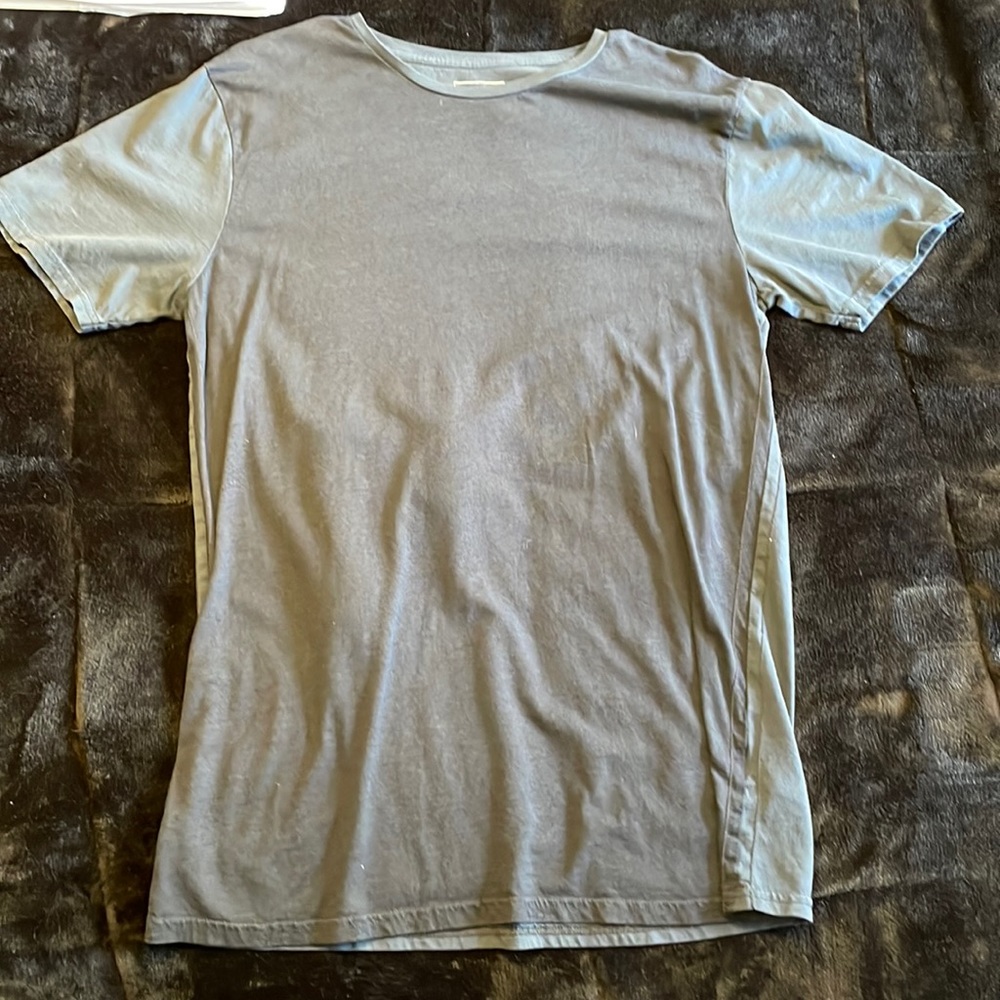 Quicksilver dark blue Tee shirt sleeve